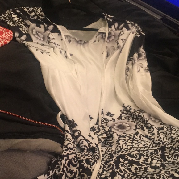 (1XL) vintage tunic mini dress black white floral - Picture 2 of 5